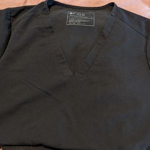 Figs Scrubs Women's Casma Three-Pocket Scrub Top - Size Small